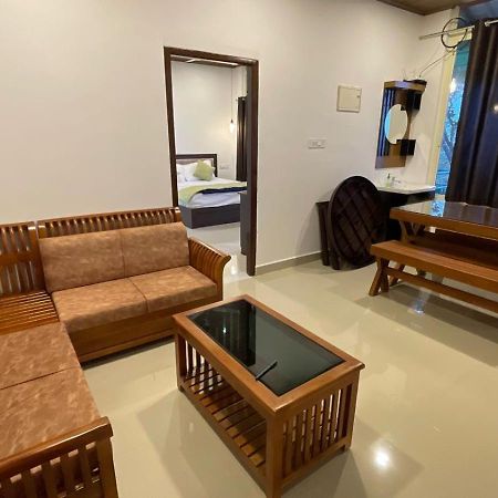 Idukki Dam View Resort Екстер'єр фото
